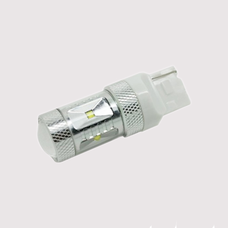 suuri teho 30W CREE XBD 1156 7440 3156 led-valo syttyi taaksepäin